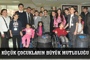 KÜÇÜK ÇOCUKLARIN BÜYÜK MUTLULUĞU