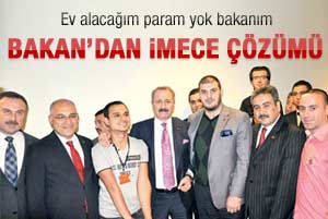 Bakan Çağlayan vatandaşa ev parası topladı