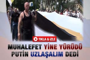 Moskova'da Putin'e karşı gövde gösterisi-İzleyin