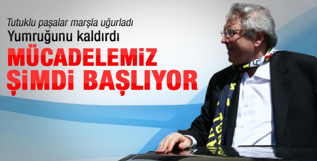 Tutuklu paşalar Yıldırım'ı marşla adliyeden uğurladı