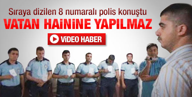 Sıraya dizilen polislerden Murat Emer konuştu