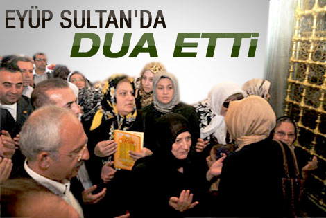 Kılıçdaroğlu Eyüp Sultan'da dua etti