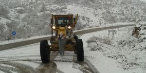 Büyükşehir'in karla mücadelesi başladı
