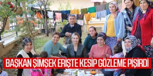 Gölbaşı Belediye Başkanı Ramazan Şimşek,vatandaşlarla beraber erişte kesti,gözleme pişirdi