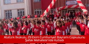 Atatürk İlkokulu, 29 Ekim Cumhuriyet Bayramı Coşkusunu Şafak Mahallesi'nde Kutladı