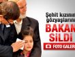 Şehit kızının gözyaşlarını Bakan Davutoğlu sildi