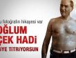 Kendi çektiği Atatürk fotosuna gözü gibi bakıyor