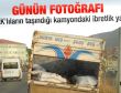PKK'lıların taşındığı kamyondaki yazı dikkat çekti